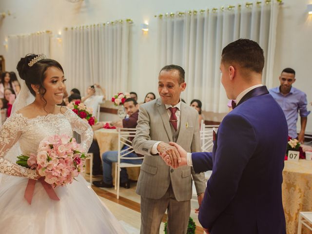 O casamento de Jhonatan e Quele em Osasco, São Paulo 15