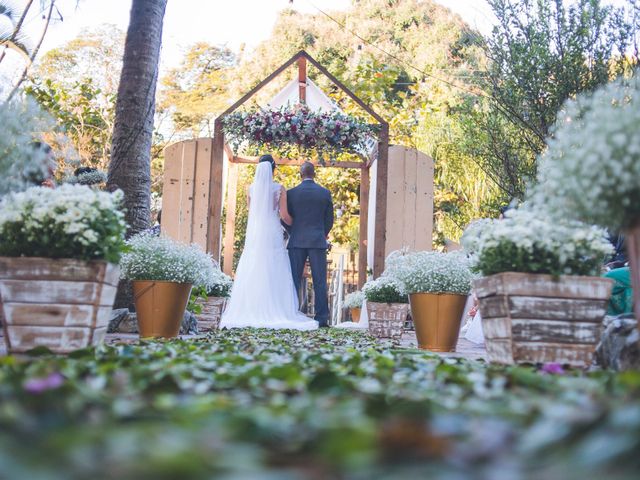 O casamento de Thiago e Ludmilla em Belo Horizonte, Minas Gerais 35