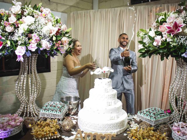 O casamento de Diogo e Larissa em Diadema, São Paulo 75