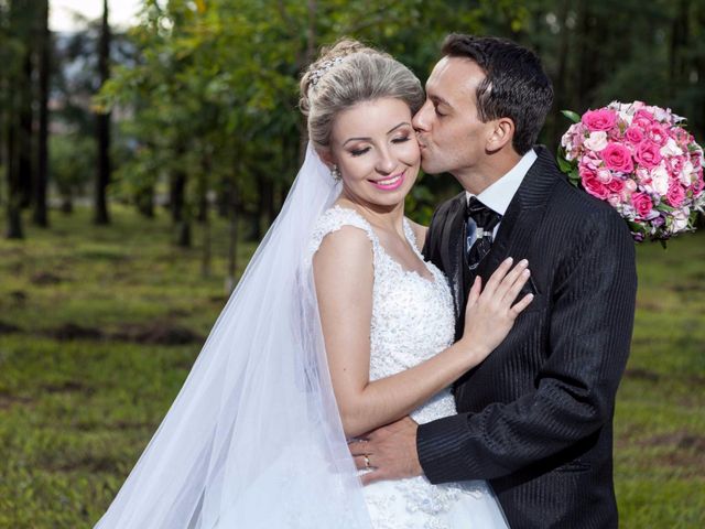 O casamento de Rodrigo e Suellen em Iguatemi, Paraná 5