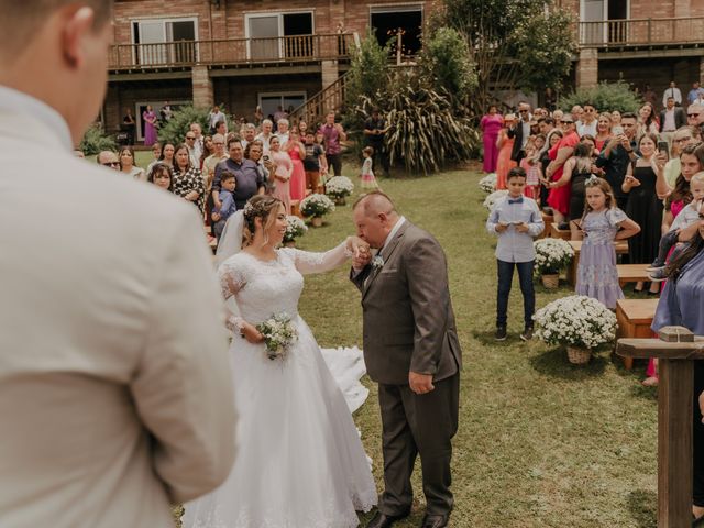 O casamento de Larissa e Lorenzo em São Francisco de Paula, Rio Grande do Sul 24