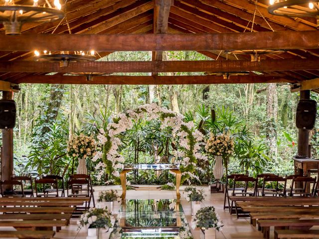 O casamento de Cristian e Isabelle em Curitiba, Paraná 5