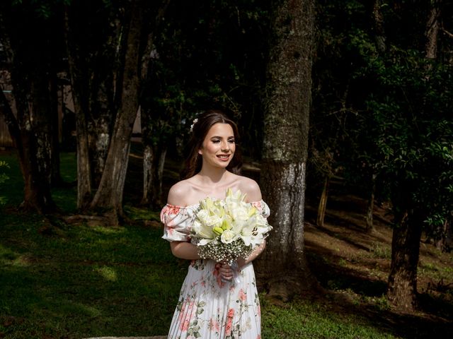 O casamento de Cristian e Isabelle em Curitiba, Paraná 25