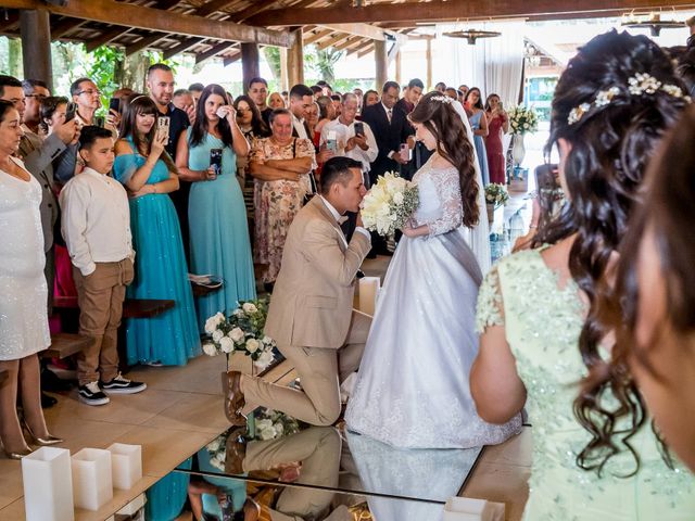 O casamento de Cristian e Isabelle em Curitiba, Paraná 71