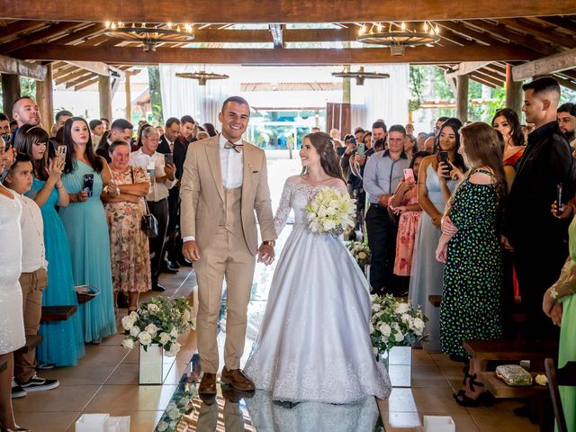 O casamento de Cristian e Isabelle em Curitiba, Paraná 73