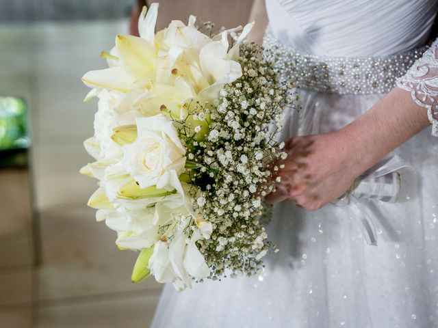 O casamento de Cristian e Isabelle em Curitiba, Paraná 74