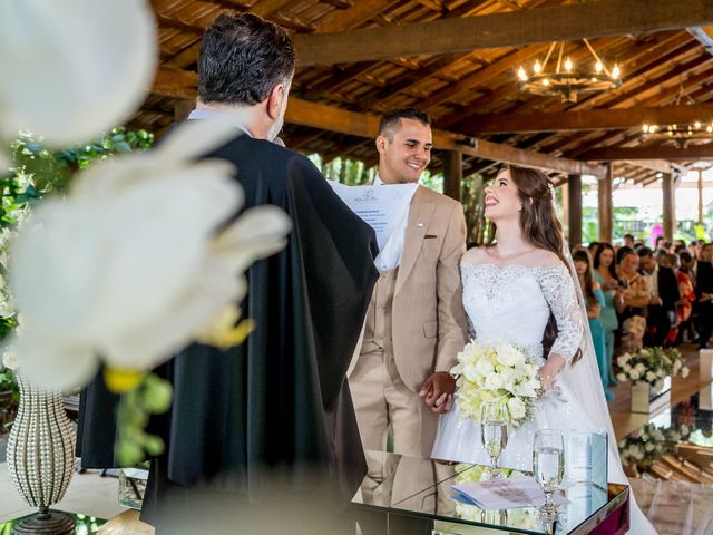 O casamento de Cristian e Isabelle em Curitiba, Paraná 77