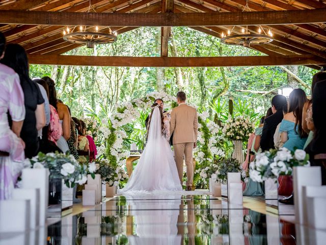 O casamento de Cristian e Isabelle em Curitiba, Paraná 80