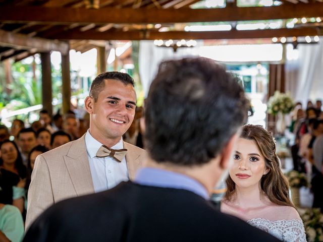 O casamento de Cristian e Isabelle em Curitiba, Paraná 83