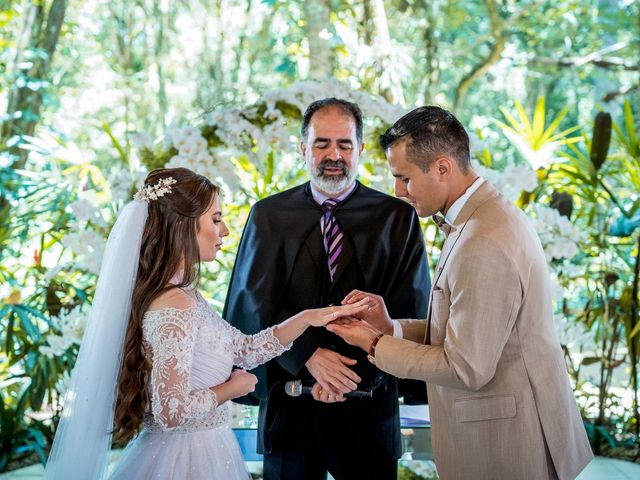 O casamento de Cristian e Isabelle em Curitiba, Paraná 105