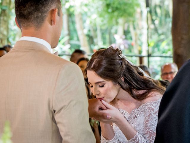 O casamento de Cristian e Isabelle em Curitiba, Paraná 108