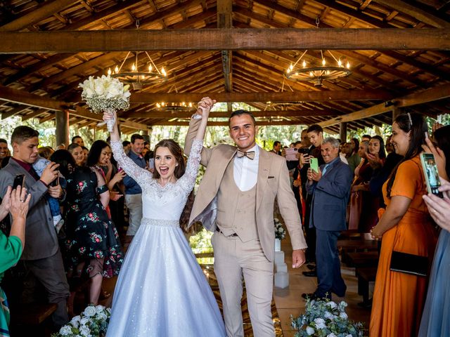 O casamento de Cristian e Isabelle em Curitiba, Paraná 110