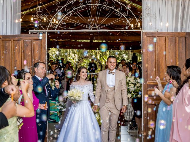 O casamento de Cristian e Isabelle em Curitiba, Paraná 1