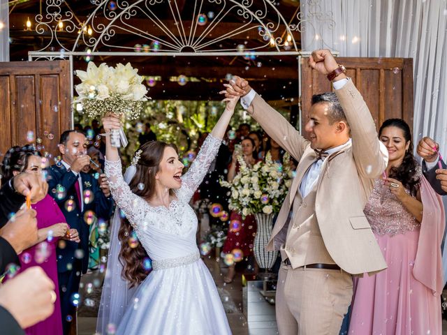 O casamento de Cristian e Isabelle em Curitiba, Paraná 111