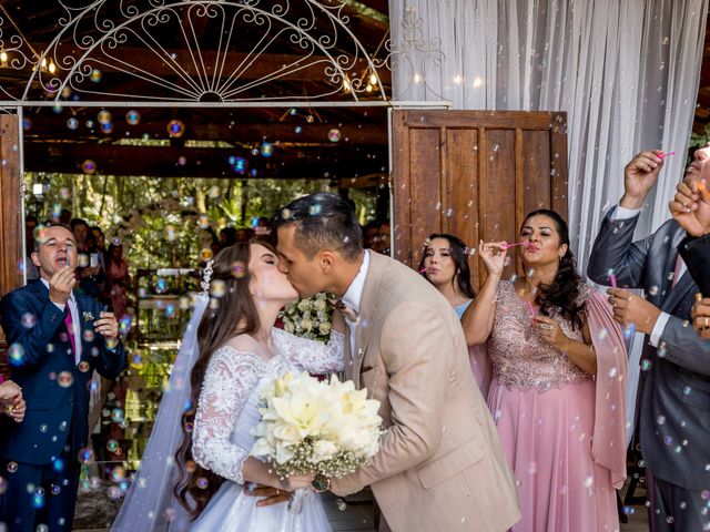 O casamento de Cristian e Isabelle em Curitiba, Paraná 112