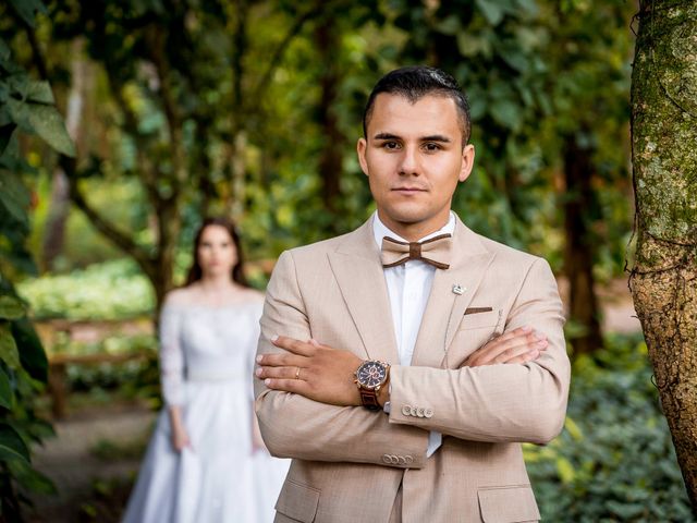 O casamento de Cristian e Isabelle em Curitiba, Paraná 136