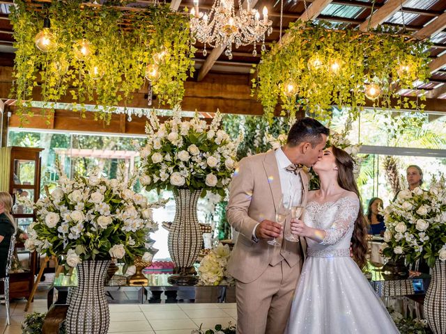 O casamento de Cristian e Isabelle em Curitiba, Paraná 144