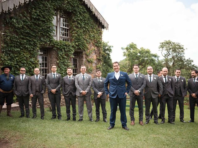 O casamento de Joao e Taiany em Gramado, Rio Grande do Sul 93