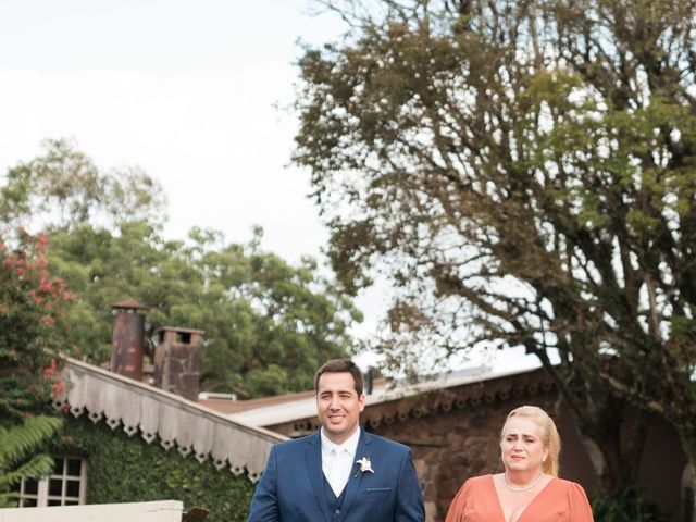 O casamento de Joao e Taiany em Gramado, Rio Grande do Sul 121