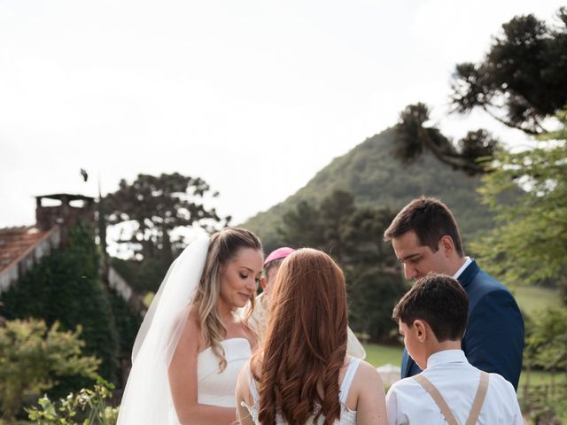 O casamento de Joao e Taiany em Gramado, Rio Grande do Sul 203