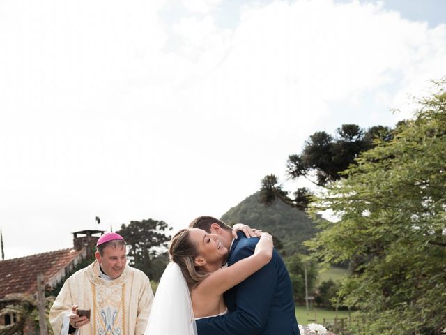 O casamento de Joao e Taiany em Gramado, Rio Grande do Sul 226