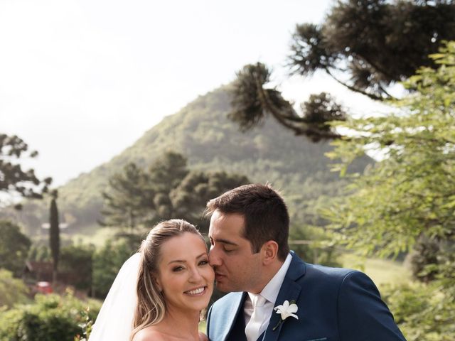O casamento de Joao e Taiany em Gramado, Rio Grande do Sul 241