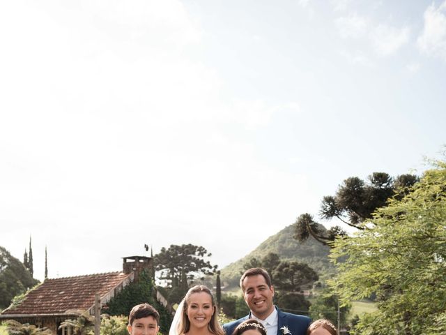 O casamento de Joao e Taiany em Gramado, Rio Grande do Sul 246