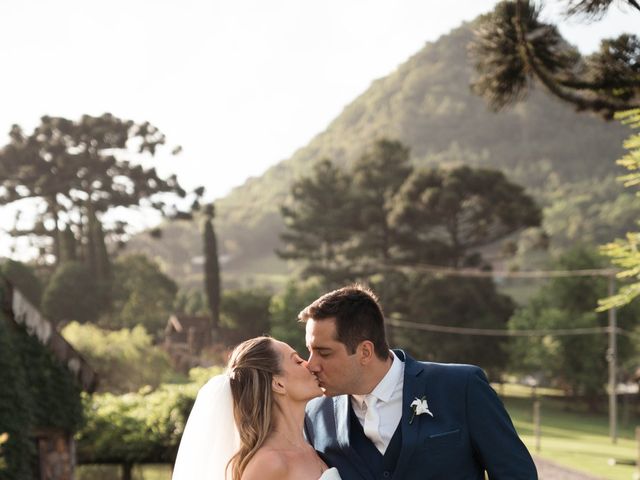 O casamento de Joao e Taiany em Gramado, Rio Grande do Sul 260
