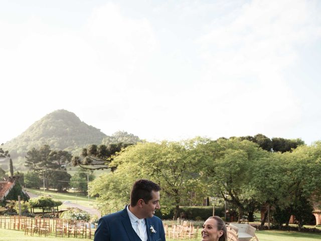 O casamento de Joao e Taiany em Gramado, Rio Grande do Sul 287