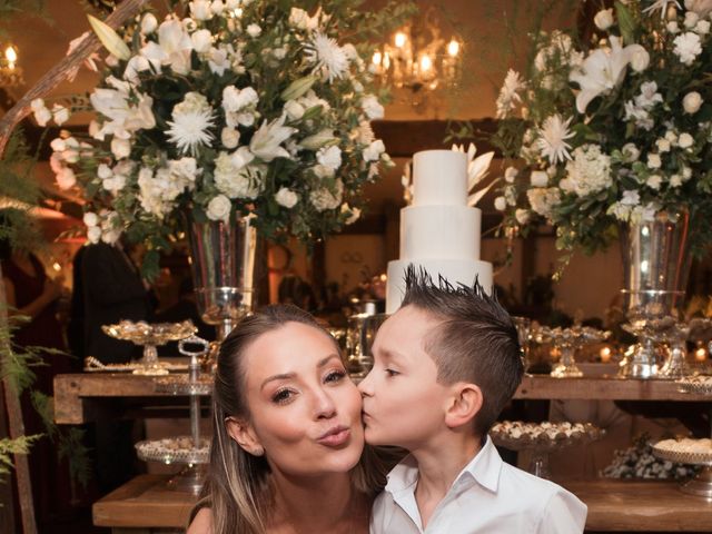 O casamento de Joao e Taiany em Gramado, Rio Grande do Sul 309