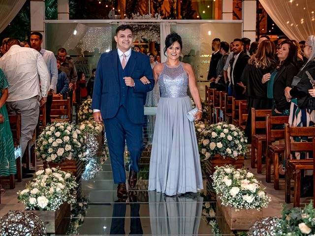 O casamento de Danilo e Mariane em Tremembé, São Paulo Estado 32