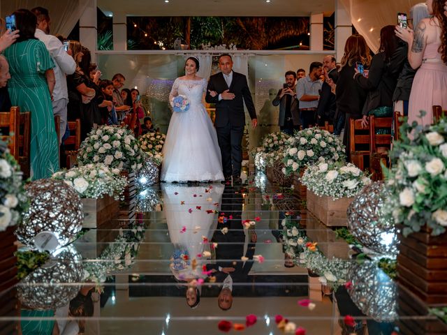 O casamento de Danilo e Mariane em Tremembé, São Paulo Estado 39