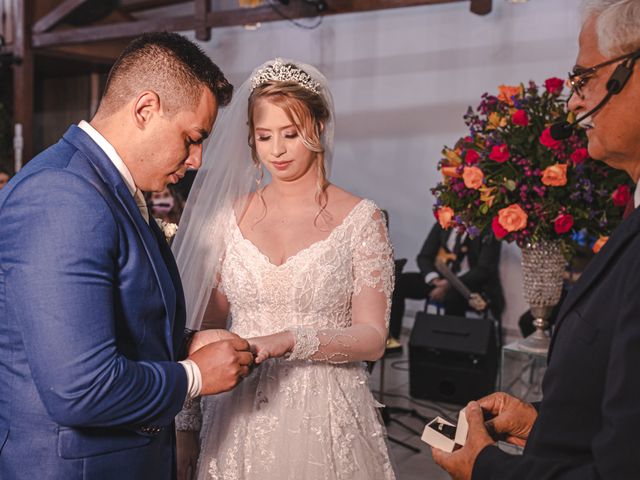 O casamento de Rodrigo e Amanda em Vitória, Espírito Santo 38