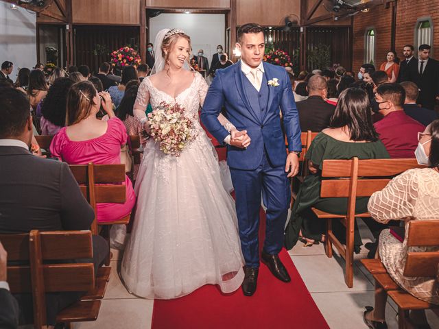 O casamento de Rodrigo e Amanda em Vitória, Espírito Santo 43