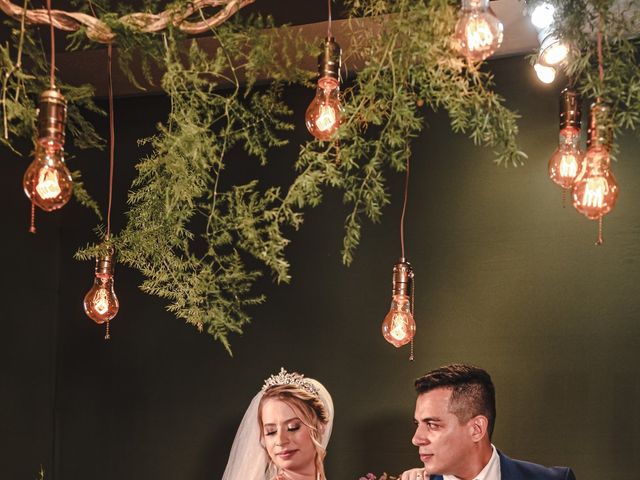 O casamento de Rodrigo e Amanda em Vitória, Espírito Santo 81