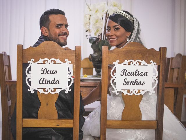 O casamento de Rodrigo e Thayna em Santa Cruz, Rio de Janeiro 38