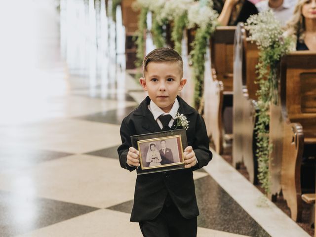 O casamento de Adriano Geremias e Débora Pereira em Blumenau, Santa Catarina 25
