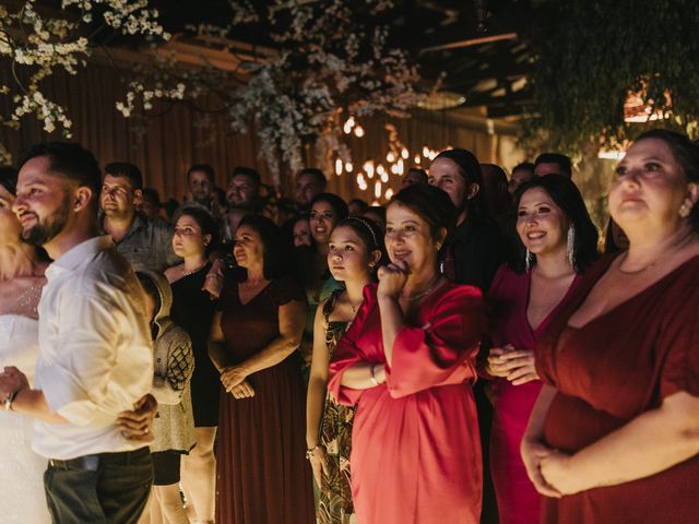 O casamento de Adriano Geremias e Débora Pereira em Blumenau, Santa Catarina 106