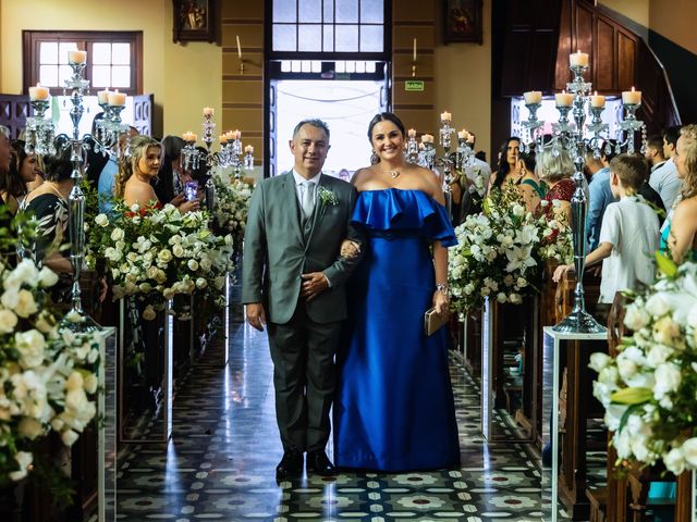 O casamento de Jonas e Gabriela em Curitiba, Paraná 22