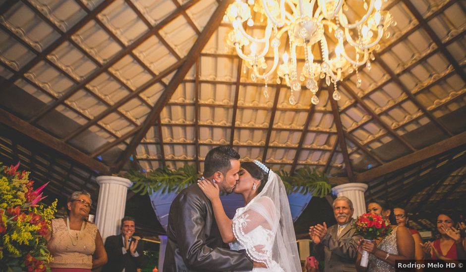 O casamento de Rodrigo e Thayna em Santa Cruz, Rio de Janeiro