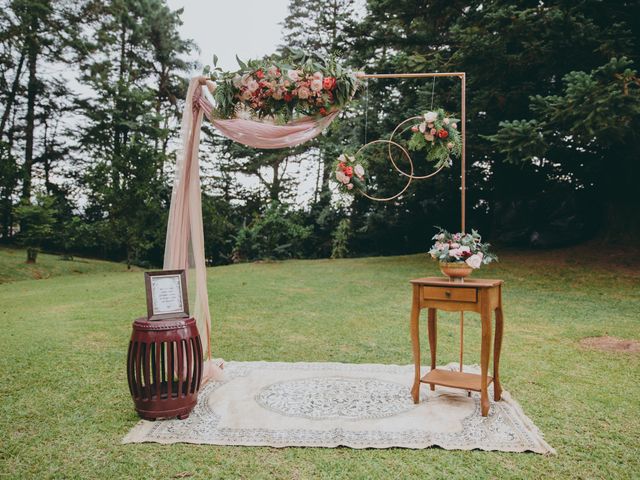 O casamento de Leandro e Verônica em Porto Alegre, Rio Grande do Sul 3