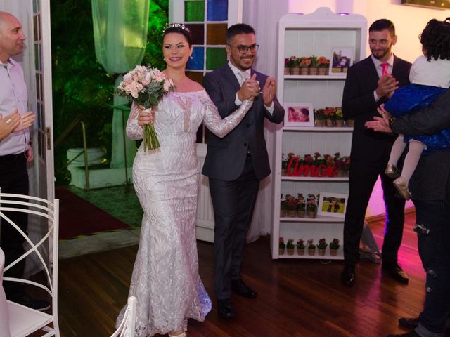 O casamento de Max e Suelen em Porto Alegre, Rio Grande do Sul 24