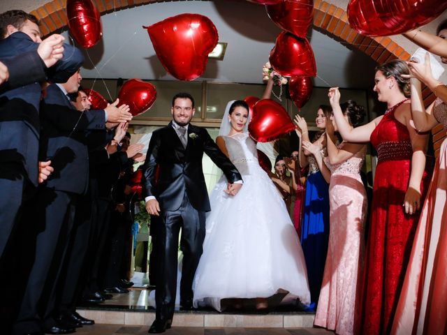 O casamento de Doglas e Crisciely em Ubiratã, Paraná 18