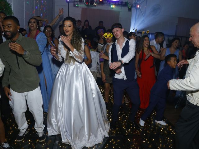 O casamento de Nathiely e Lucas em Guaianas, São Paulo Estado 68