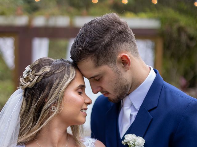 O casamento de Diogo e Talita em Gaspar, Santa Catarina 13