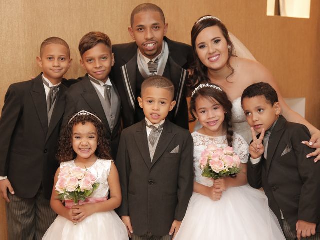 O casamento de Michael e Vanessa  em Nova Iguaçu, Rio de Janeiro 17
