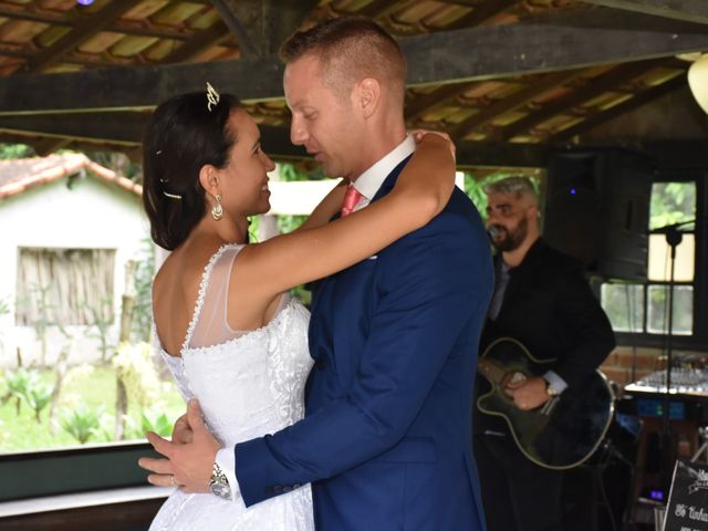 O casamento de Petru e Viviane em Itaguaí, Rio de Janeiro 12