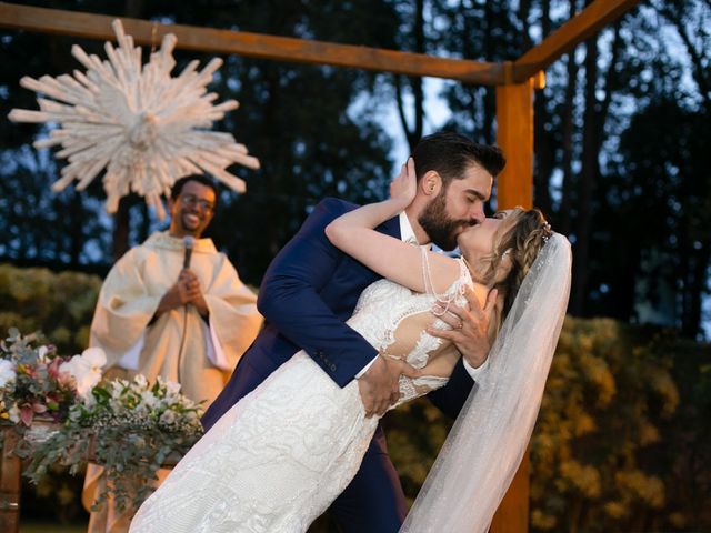 O casamento de Matheus e Romênia em Belo Horizonte, Minas Gerais 69