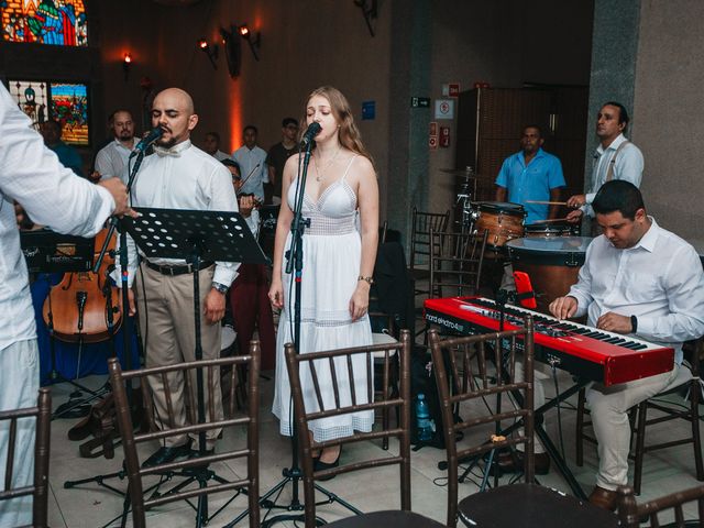 O casamento de Daniel e Evellyn  em Vinhedo, São Paulo Estado 26
