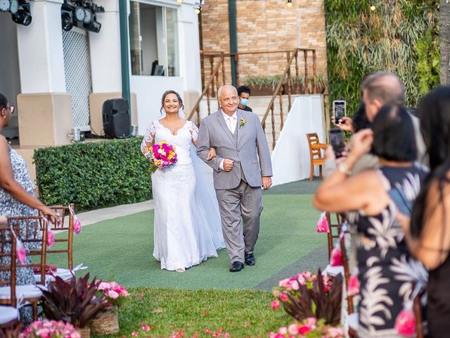 O casamento de Tainá e Lucas em Niterói, Rio de Janeiro 19